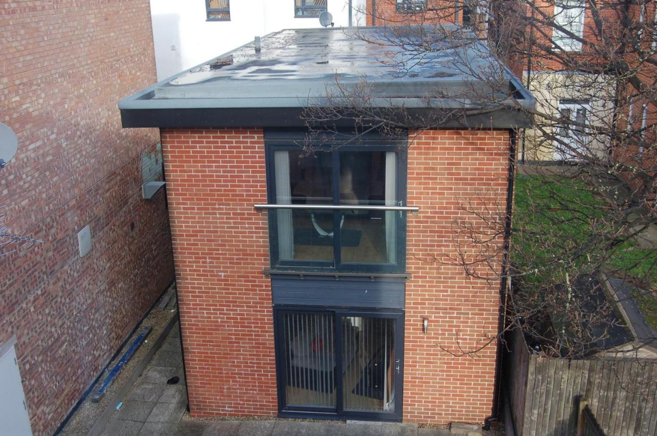 Ferienwohnung Saracens Courtyard By Swa Cheltenham Exterior foto